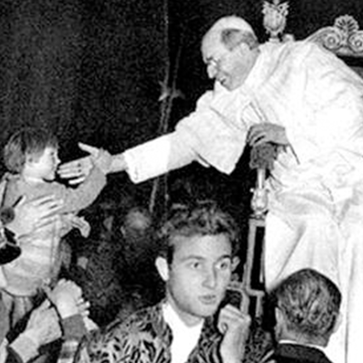 Achievements_0002_01_PopePius_Picture2